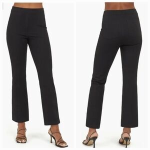 Spanx Black On The Go Mid Rise Pull On Kick Flare Ponte Pants size Small Petite